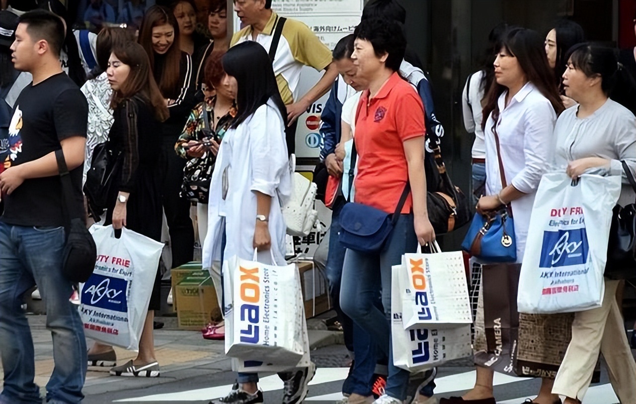 为什么都喜欢去日本买马桶盖,中国人在日本买马桶盖的现象说明