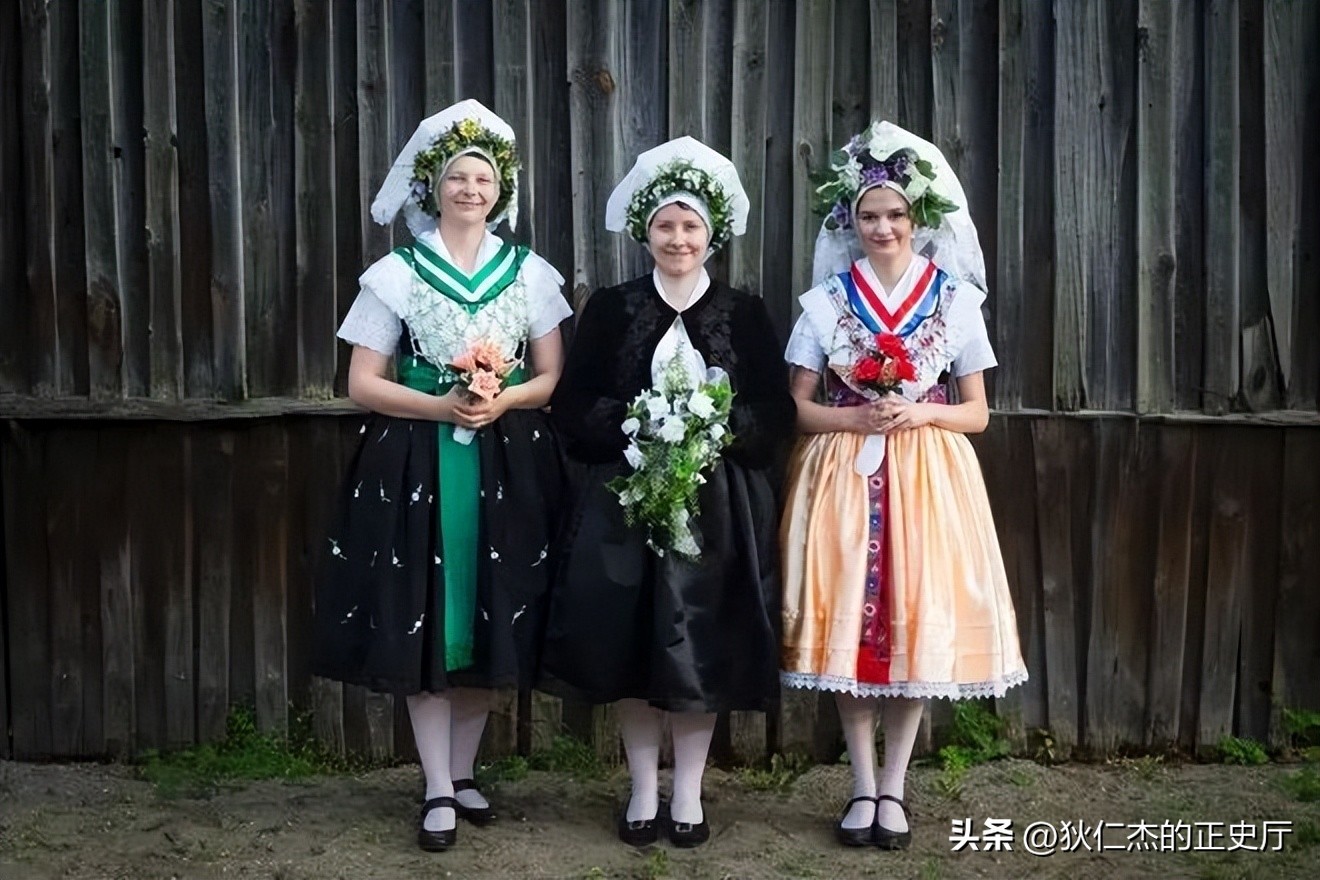 重新发现爱尔兰消失的时尚，与现代的流行装饰有着很大的差别