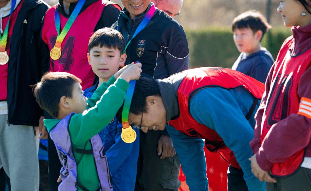 意大利人足球队,意大利人在中国创业