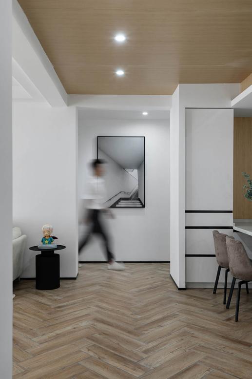 墙上如何挂画显得高级感,墙面挂画的6个建议一定要知道吧