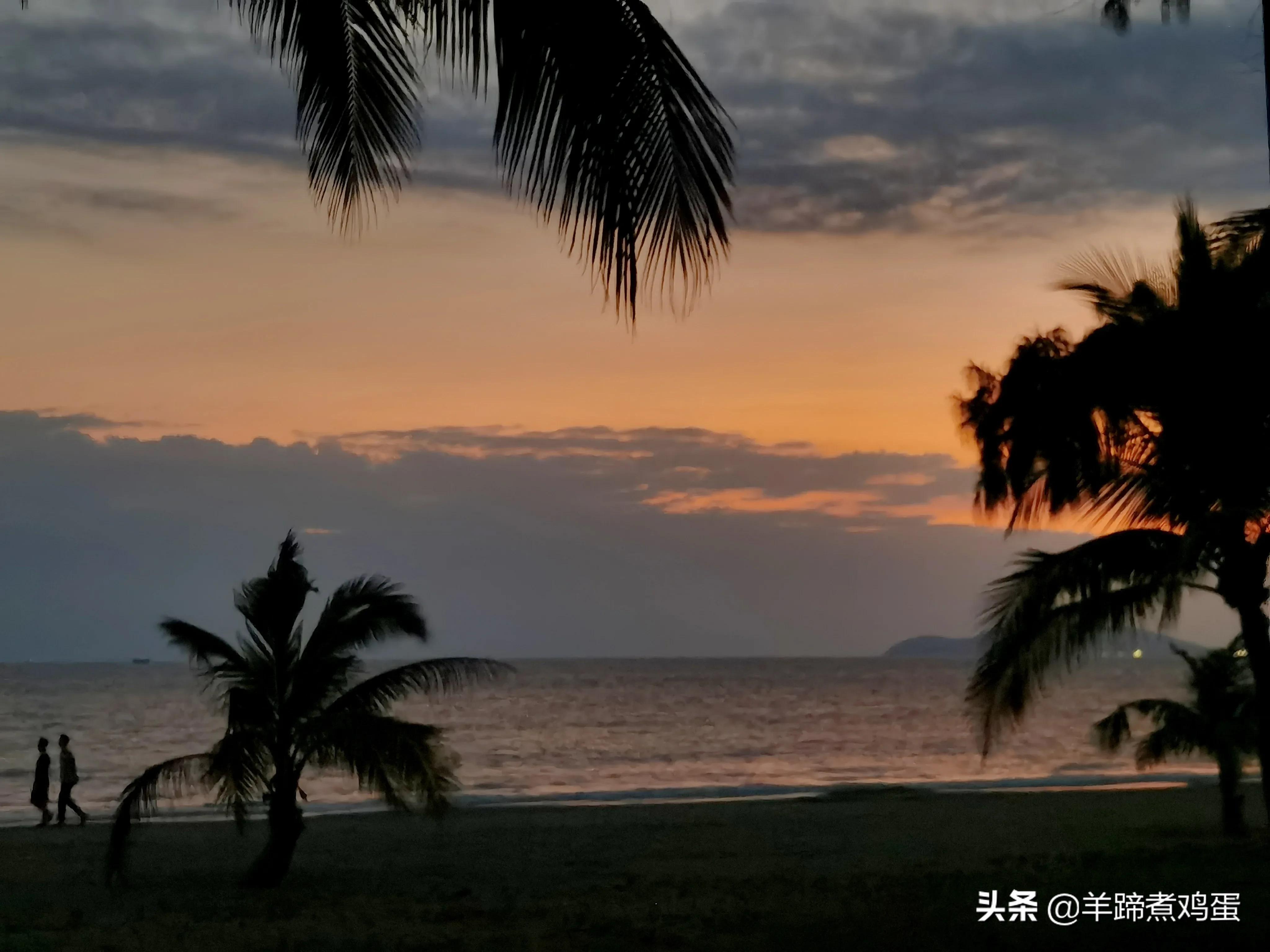 三亚椰梦长廊日落绝美,三亚湾椰梦长廊看夕阳最佳观赏点