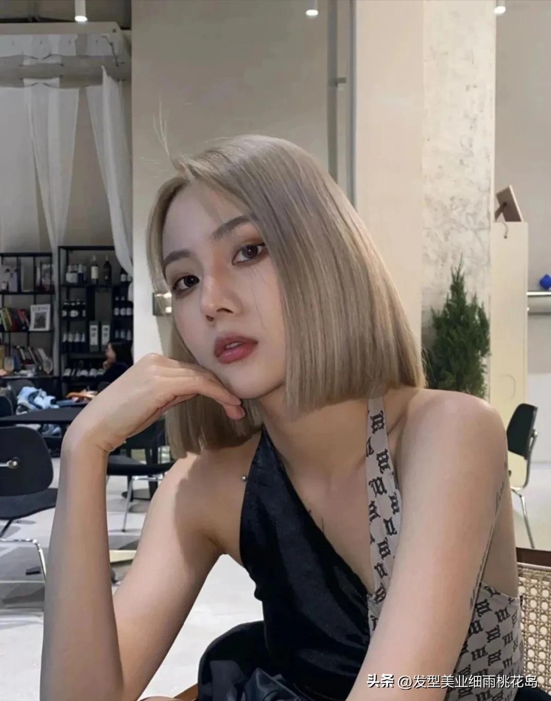 女生一刀切短发怎么吹,高级层次感短发