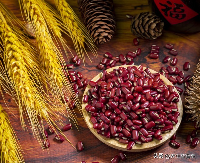 男生高考前向老师送上束脩之礼,毕业时可以给老师送束脩之礼么