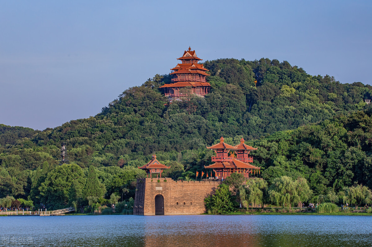 去过很多城市最喜欢的还是深圳,去过很多城市还是最喜欢北京