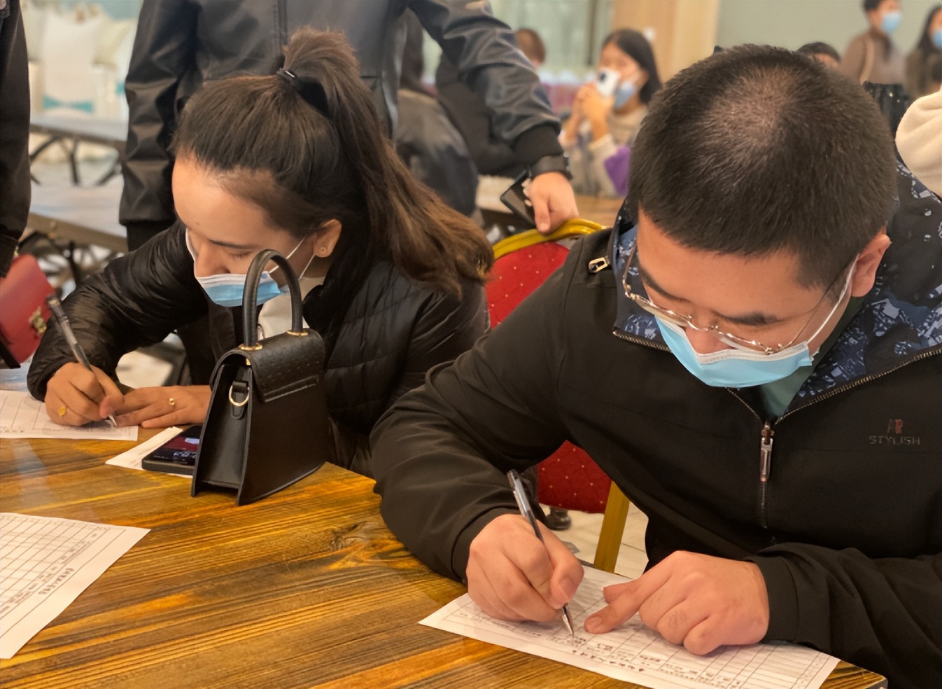 211研究生毕业薪酬多少,211的研究生毕业工作大概薪资多少