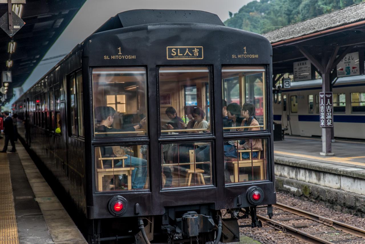 日本观光列车时刻表,没时间解释了快上车视频