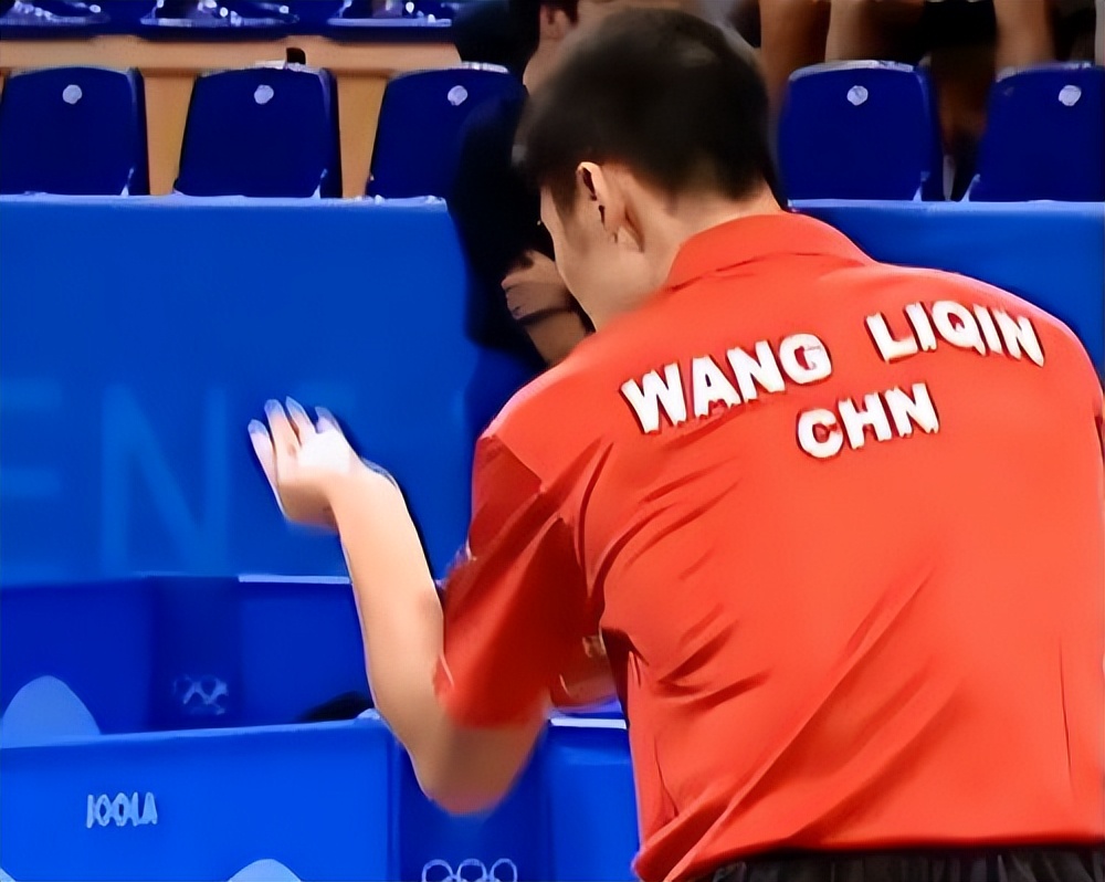 2002年釜山亚运会王楠李晓东,国乒女队主教练李晓东