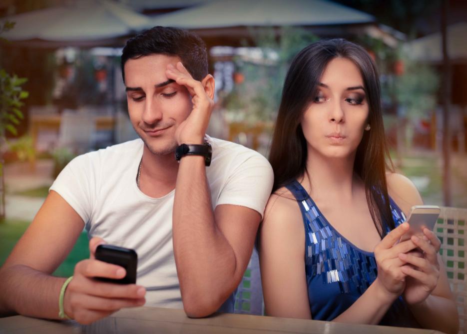 四川传媒学院有多乱,四川传媒学院教师出轨事件