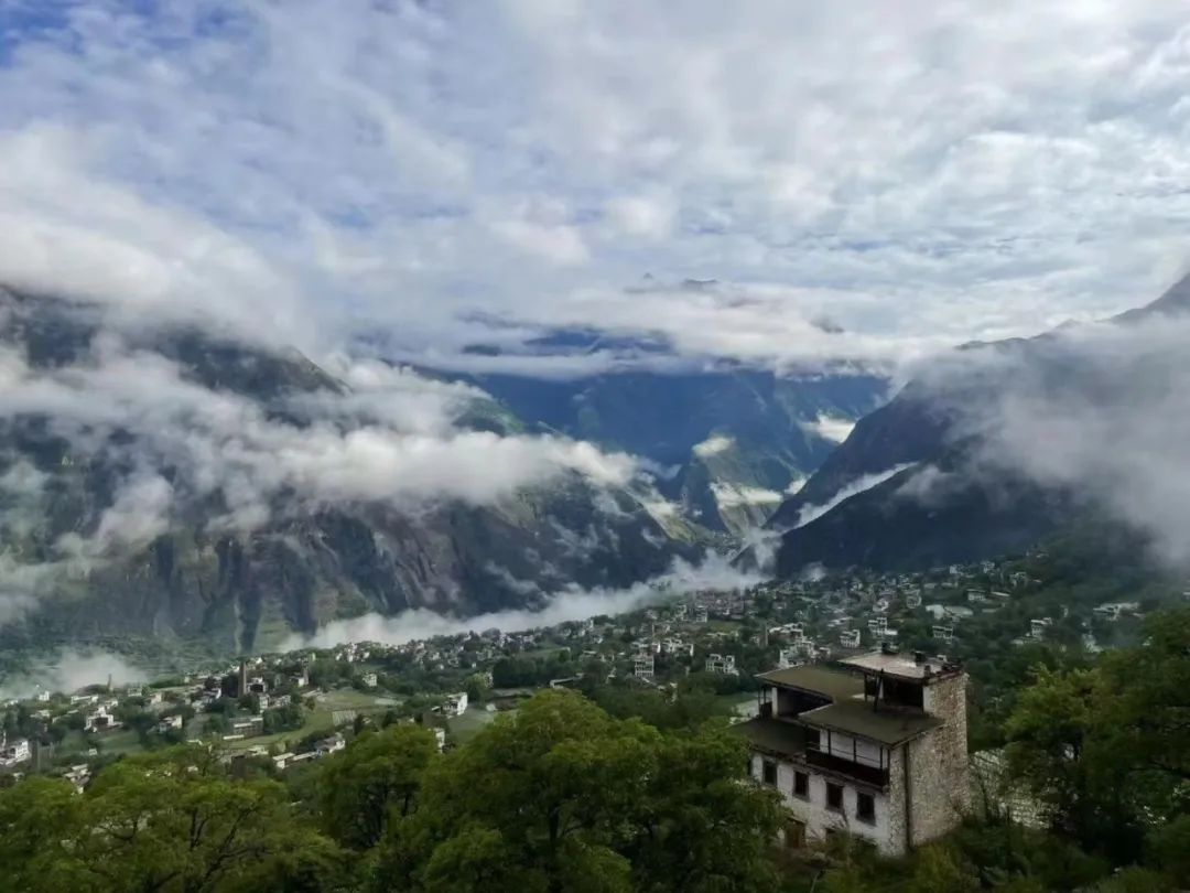 芒种行记丨四川小金县：奔赴一场玫瑰织就的寻香之旅（下）