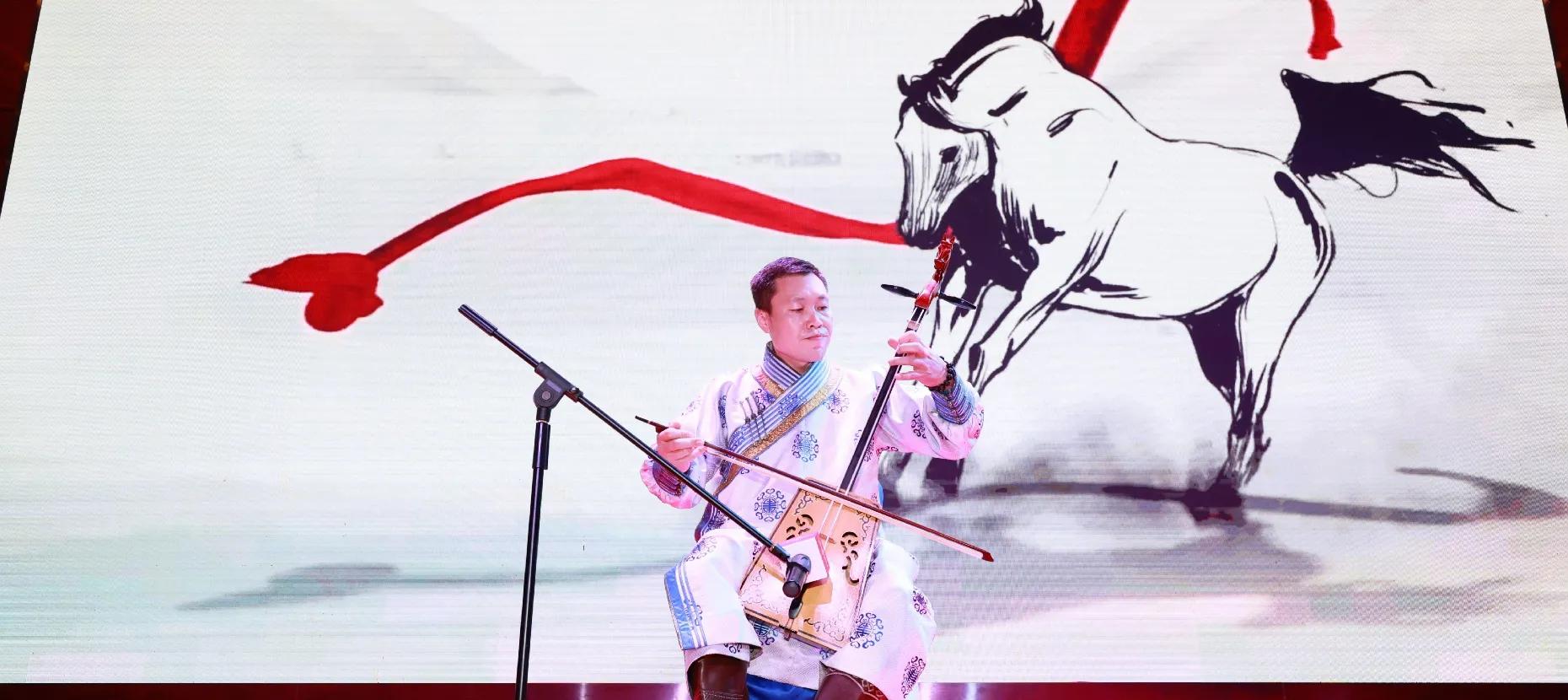 贺喜格图——来自大草原的游牧歌手在深圳