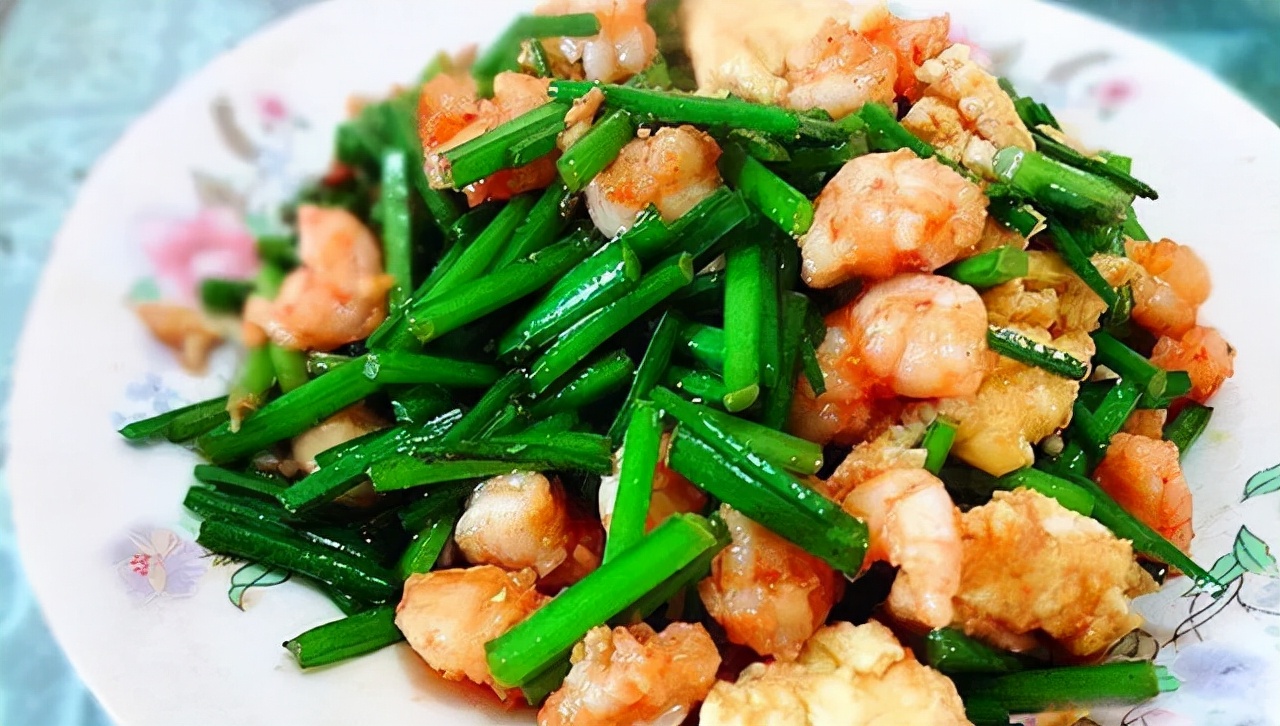 肝气郁结痰湿甲状腺结节怎么治疗,爱长结节的体质喝中药可以调理吗