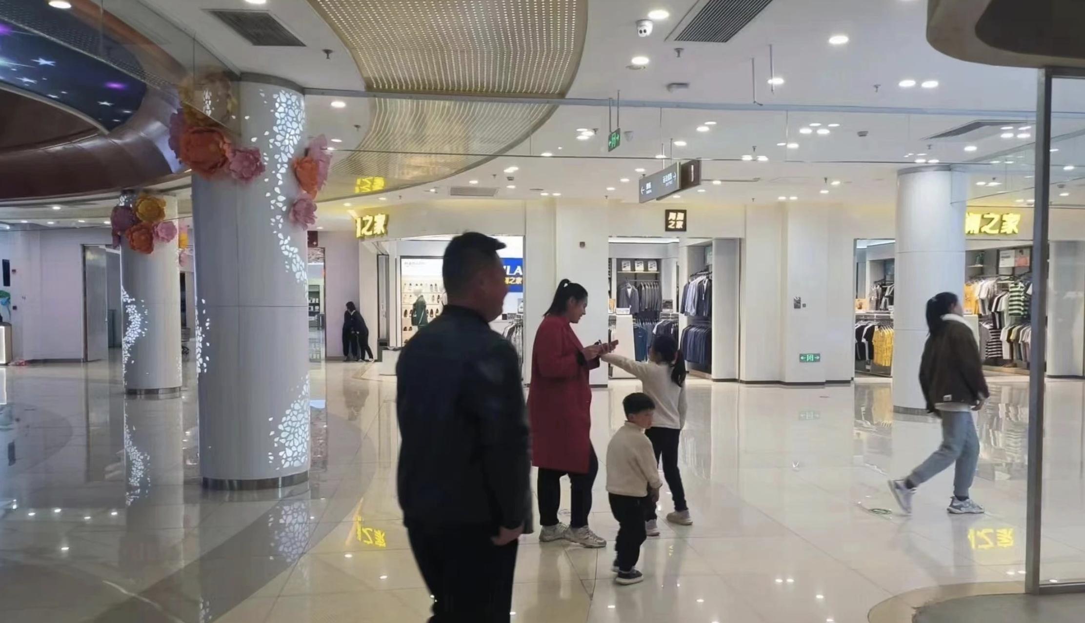 贾汪老城区万达奥特莱斯 (贾汪奥特莱斯和万达)