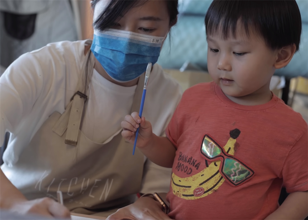 小两口用3天时间，将13㎡杂乱卧室变成森系风，网友：心服口服