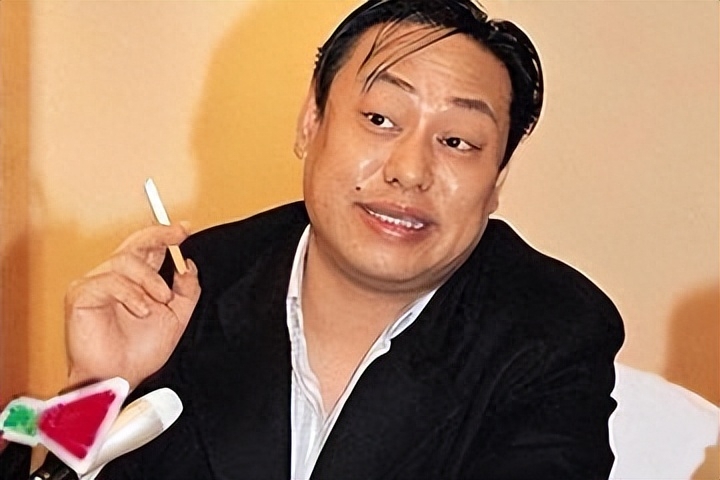 狂野夜晚：张凯丽与罗兆辉的惊人秘密揭晓！