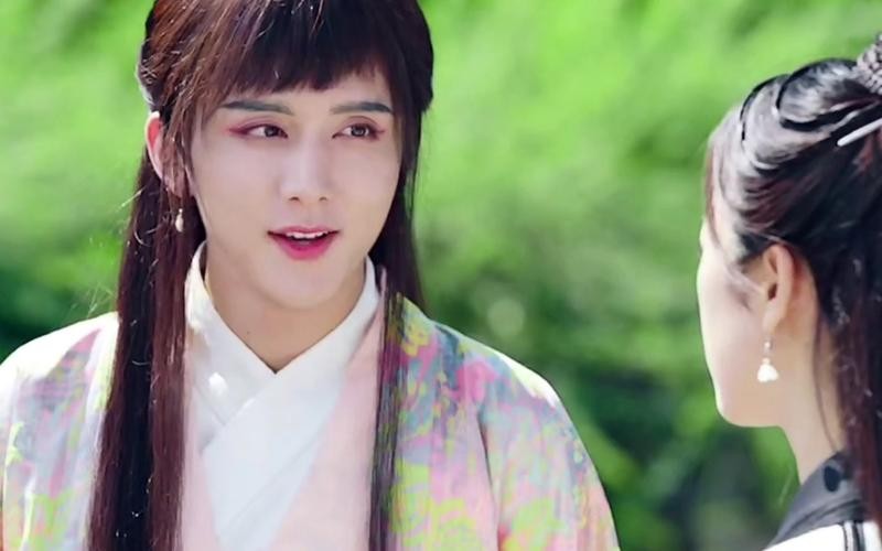 男扮女装最丑的十个男星,男扮女装惊艳的男星