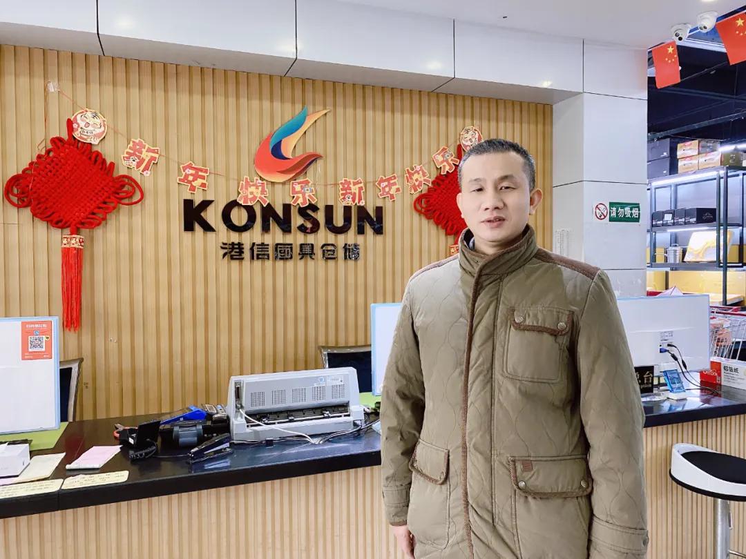 陈洁：探索开出武汉首家厨具仓储店明码实价让生意回归“简单”