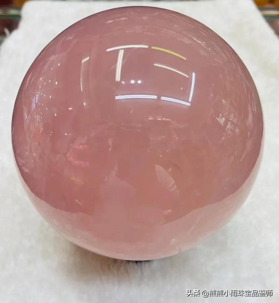 错称呼客户的小男友为她儿子了，业务没有做成还特尴尬！