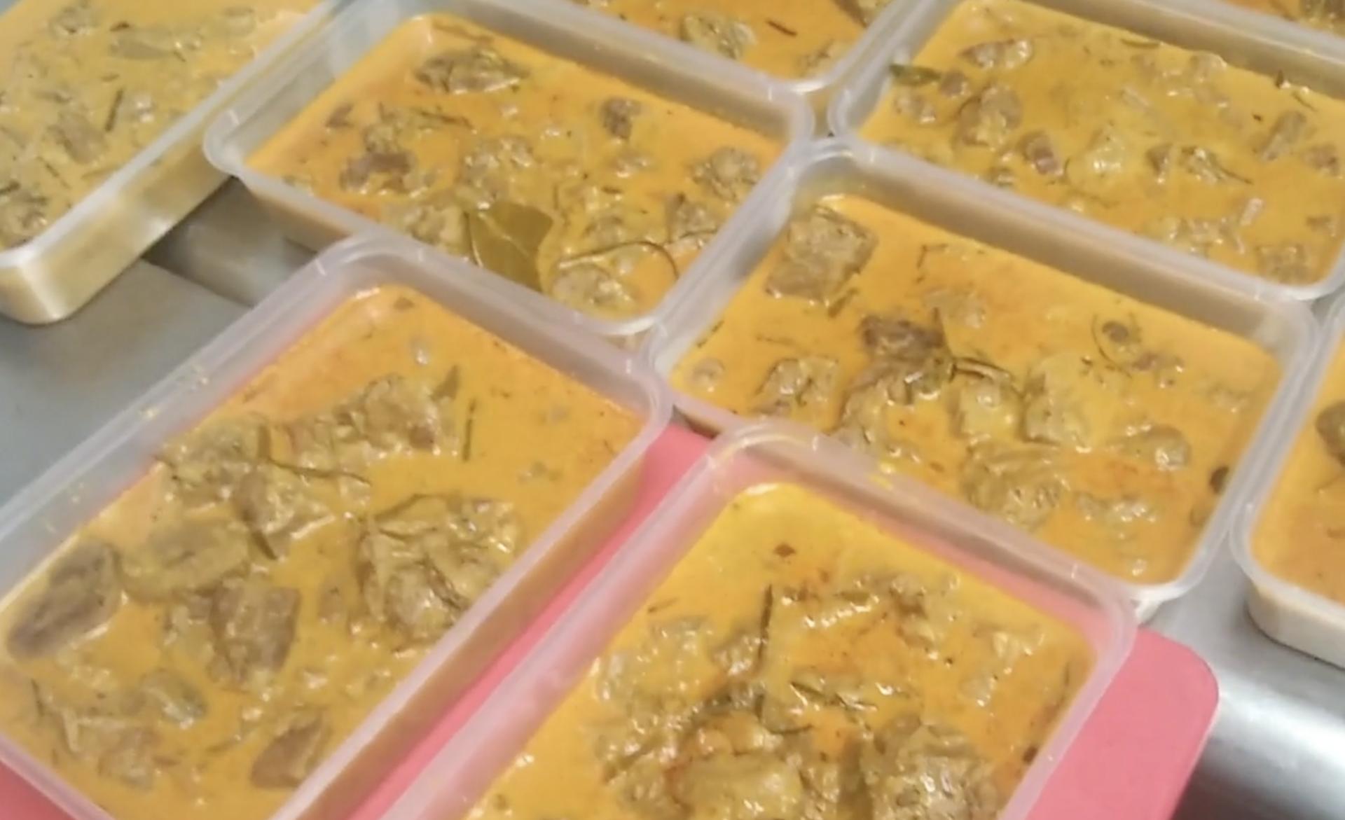 出国当厨师的真实收入,去新加坡打工当厨师靠谱吗