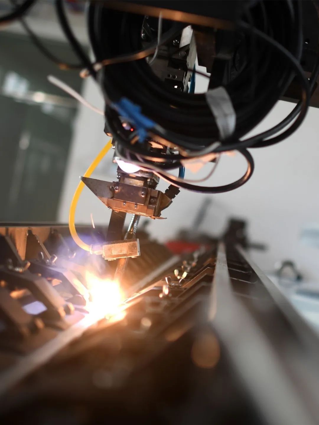 人民日报科技创新生态不断优化,人民日报关于创新发展的句子