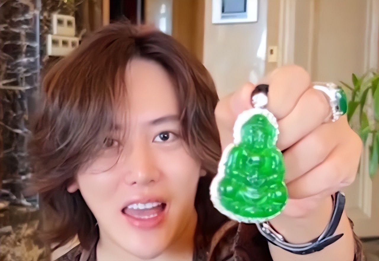 网红圈五大隐藏富豪：*冰白**坐拥上海豪宅，王红权贵翡翠堆满屋？