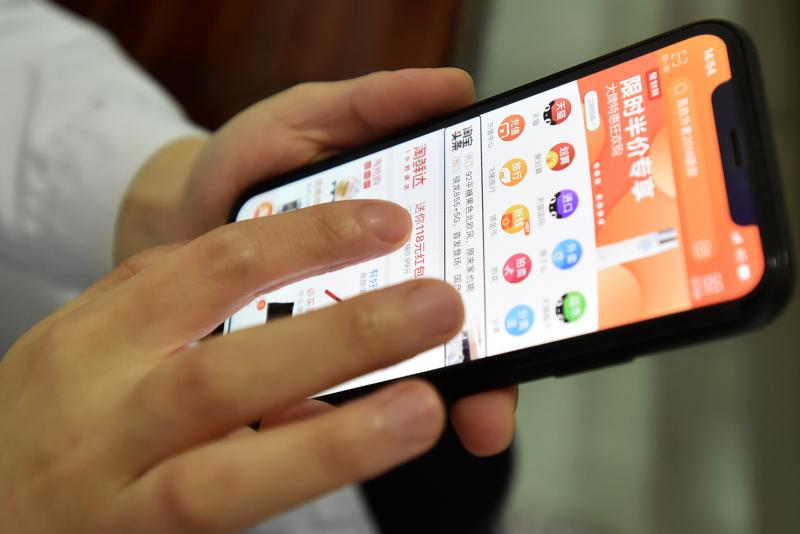 黑钻用户“被网贷逾期1000元”App诱导式网贷缘何屡禁不绝？