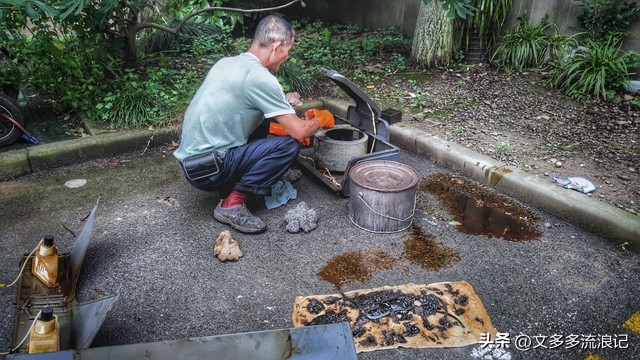 洗窗帘收费4000元,上门帮人清洗窗帘是怎么收费