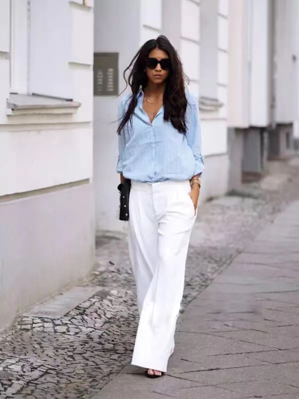 藏蓝色衬衫穿搭什么风格,蓝色衬衫怎样搭配出时尚的感觉