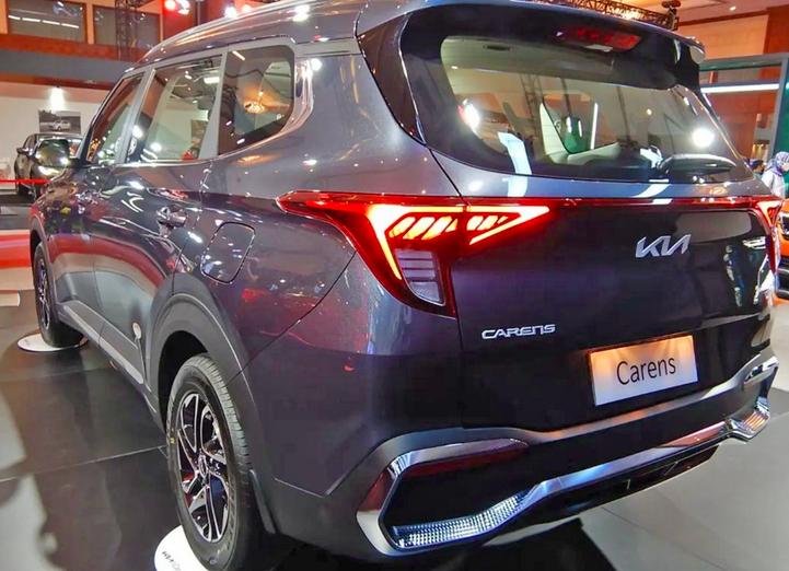 起亚新佳乐什么时候上市,起亚新佳乐属于什么级别车