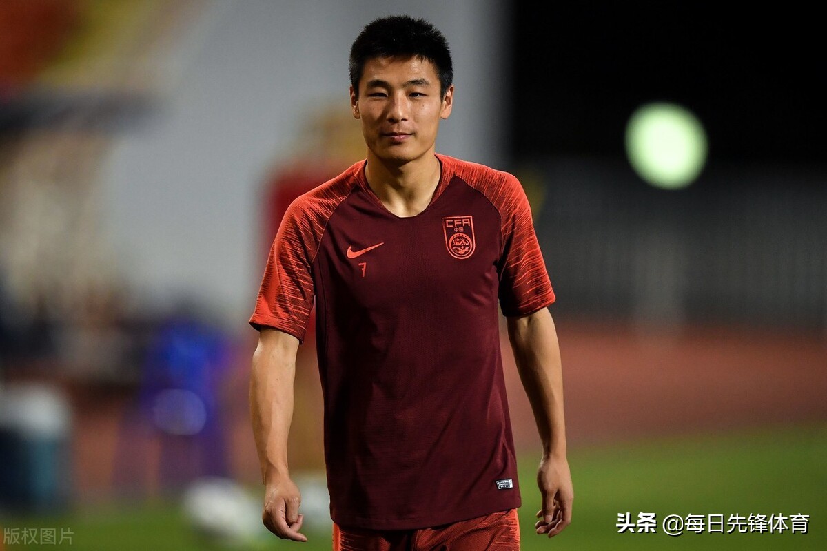 冯潇霆与巩汉林大战是什么梗,冯潇霆退役