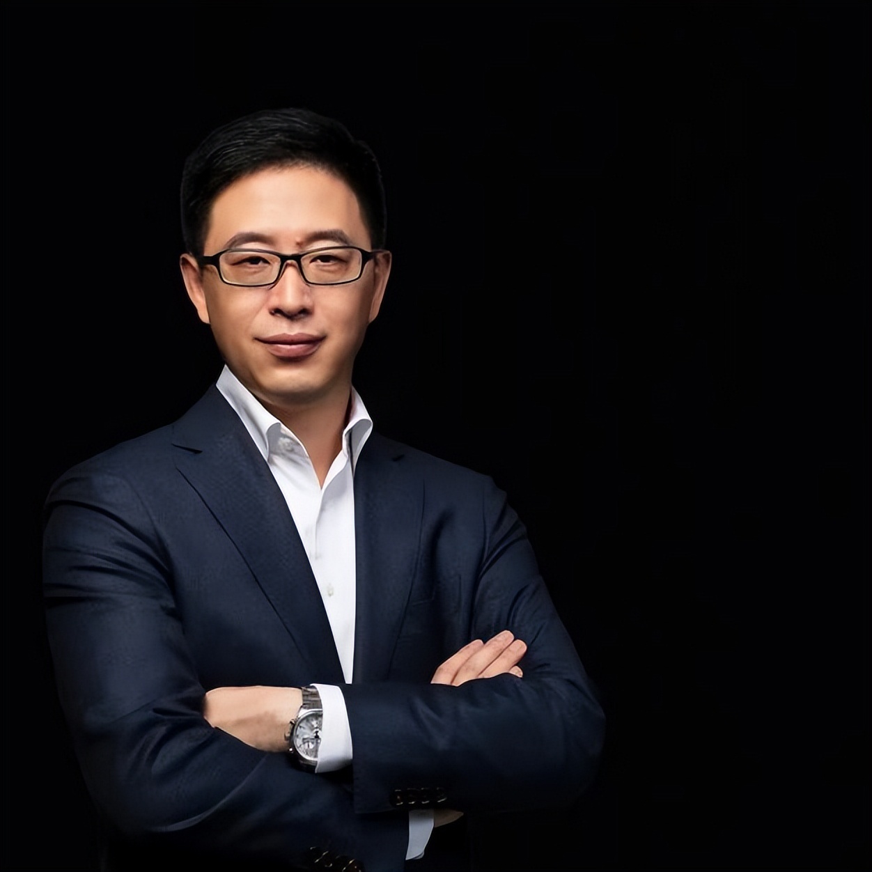 易图通陆洪彬简历,易图通陆洪彬年龄