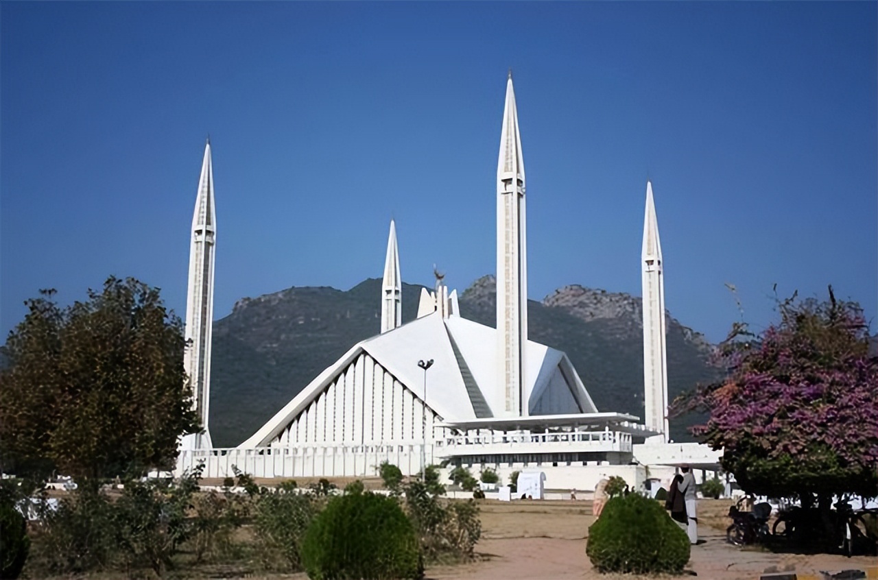 巴基斯坦男性旅行,中国男生在巴基斯坦旅游