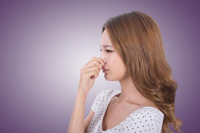 诡异的医学悬案：宫颈癌晚期病人散发臭味，接连熏倒23名医护