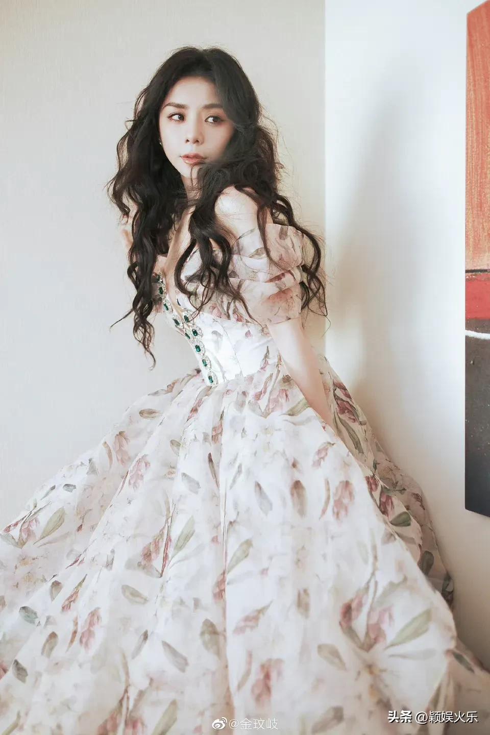 2022年度微博音乐盛典,众女星走红毯,明星高清壁纸