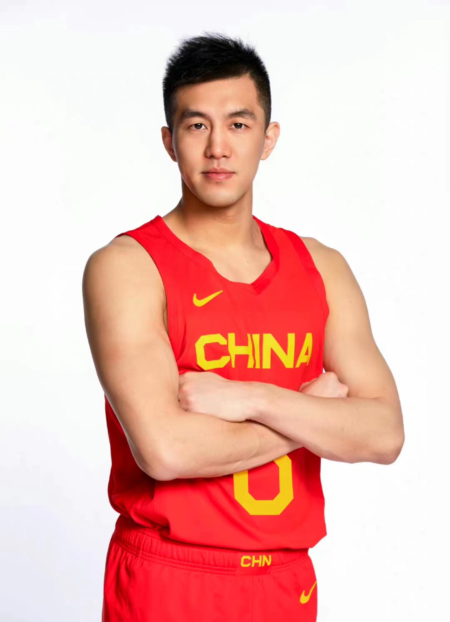 易建联赵睿胡明轩郭艾伦国家队,胡明轩和赵睿郭艾伦谁更强