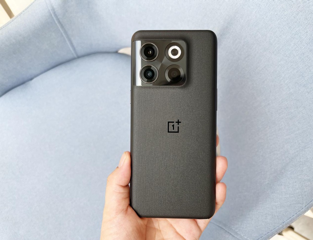 苹果13和其他手机性能对比,什么手机能跟苹果13比性能