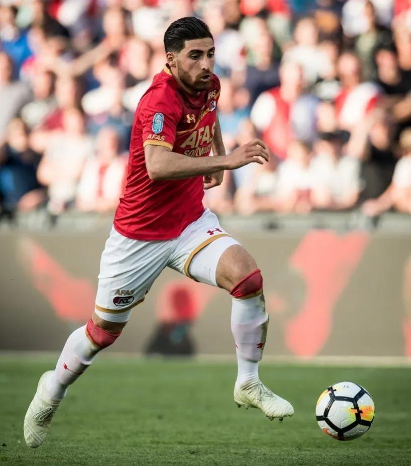 伊朗2比6不敌英格兰，却打出了他们的精气神