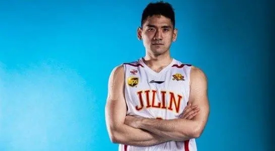 cba历史抢断榜赵继伟,cba抢断榜胡雪峰