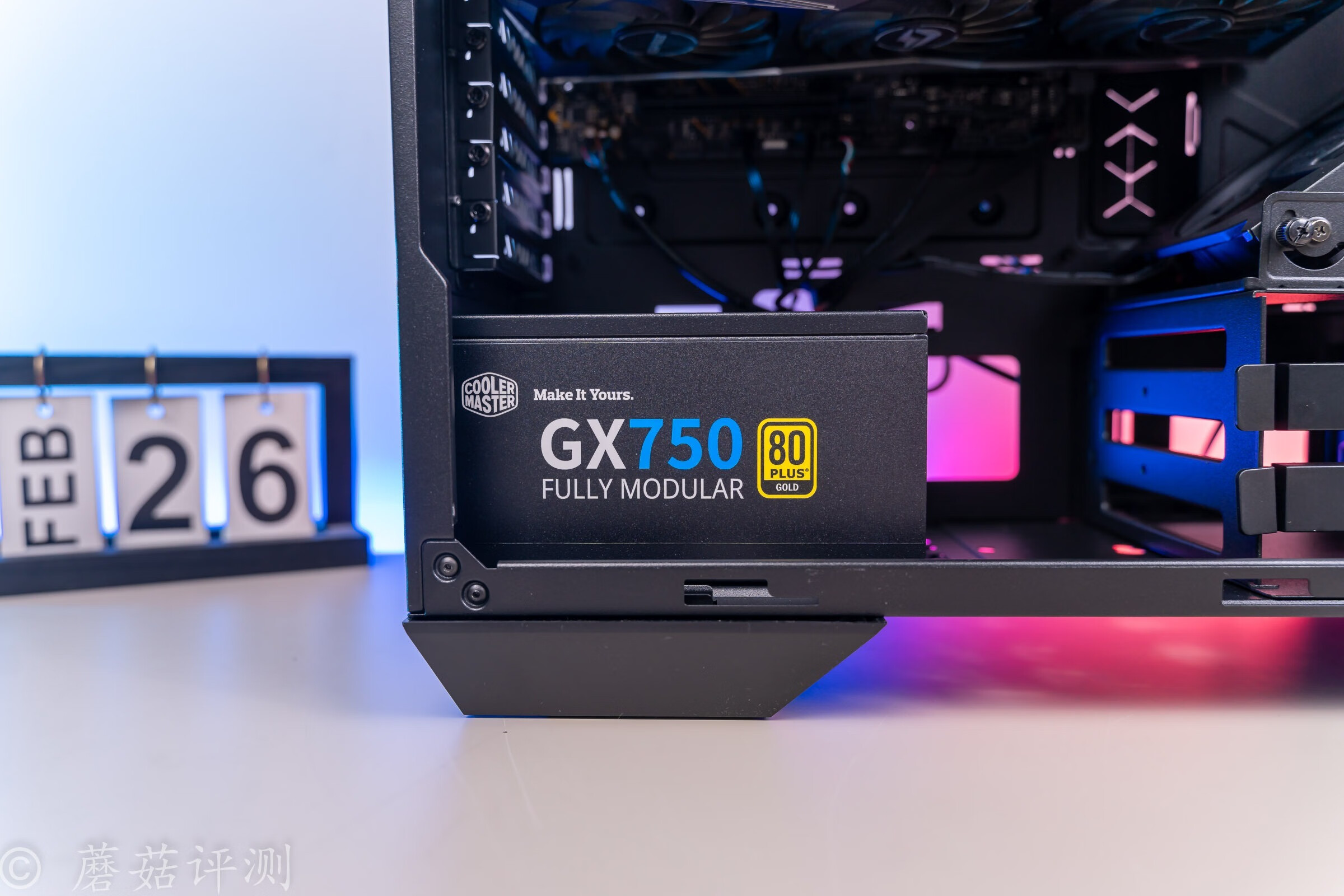 连续多日的高温，让朋友家的主机燥热难耐、更换机箱散热后获新生