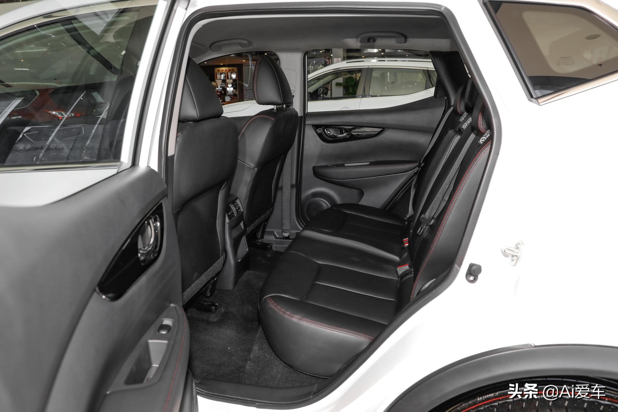 2017日产逍客2.0自动挡suv,大排量低油耗的家用轿跑