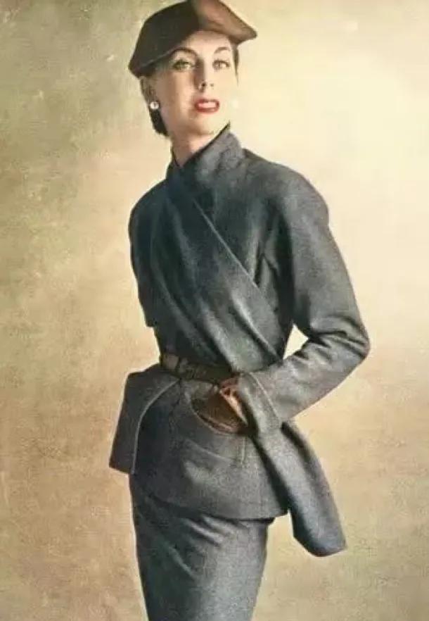 dior鏈嶈鍚勪釜鏃舵湡椋庢牸鐗瑰緛婕斿彉,dior50骞翠唬鏈嶈鐗硅壊