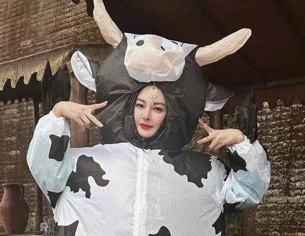 张雨绮百变大咖秀,张雨绮热搜造型