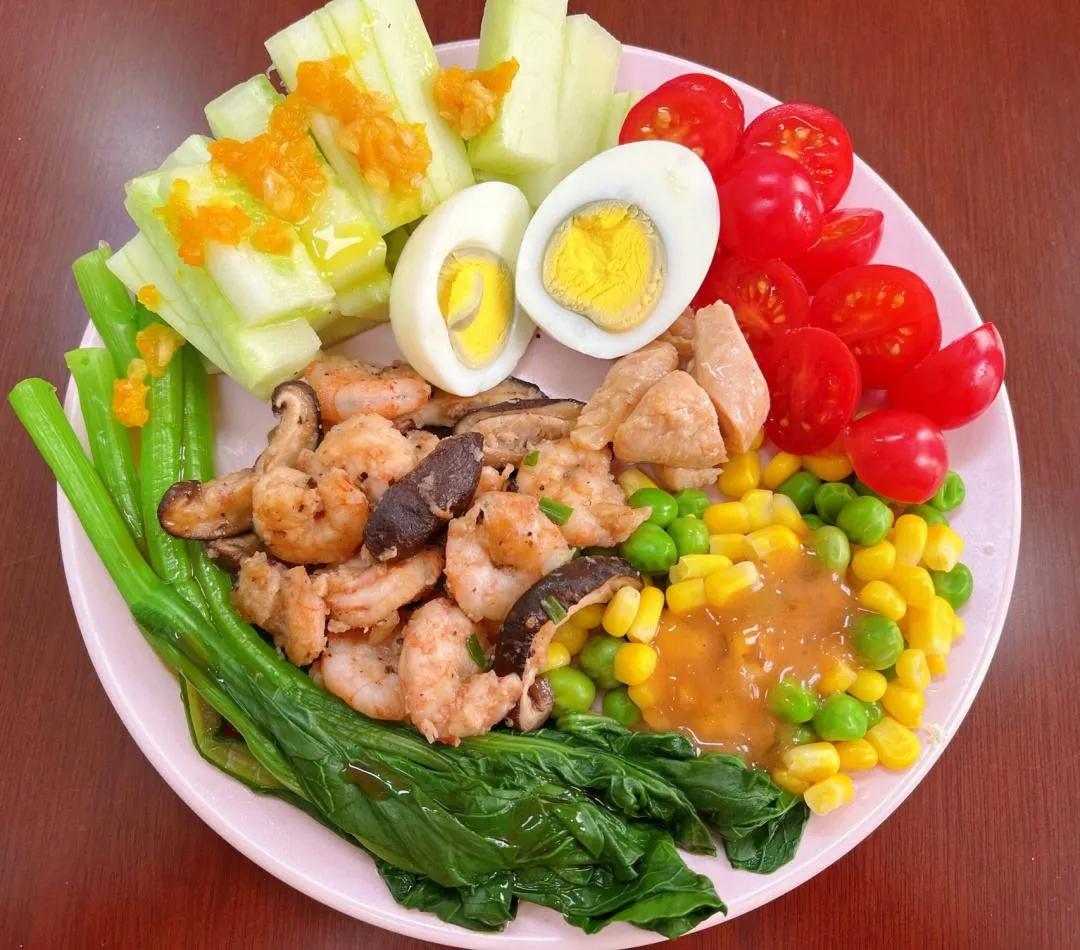 减肚子腹部赘肉最有效的三个动作,减掉大肚腩和腰部赘肉的快速手法