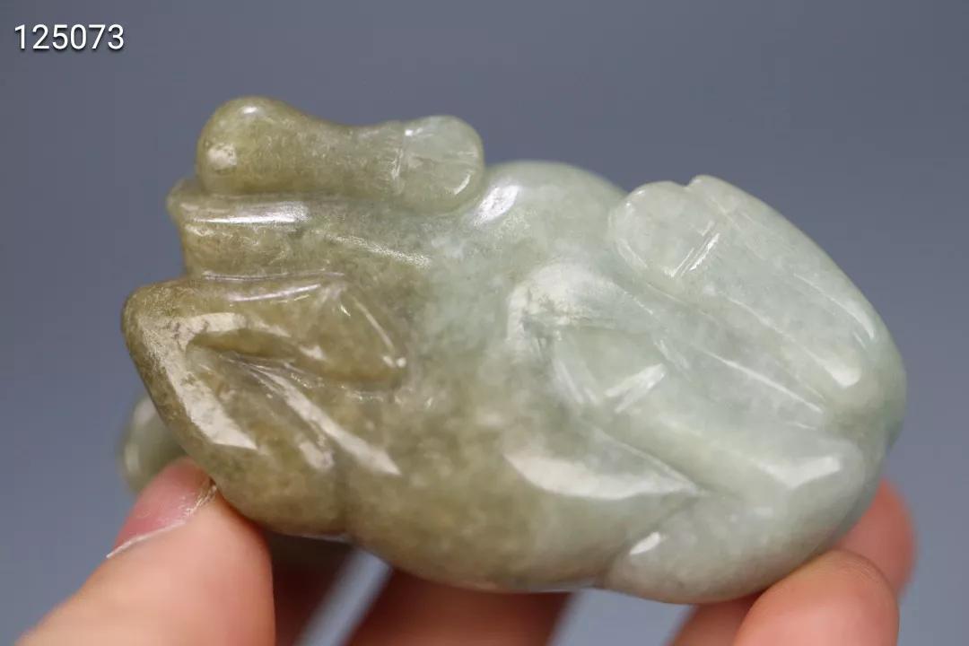 清代翡翠鱼摆件,清代翡翠老虎的摆件