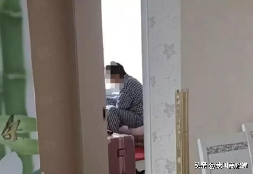 笑死！网友评论美院性丑闻校方通报＂道歉弯腰、礼到账消＂缺诚意