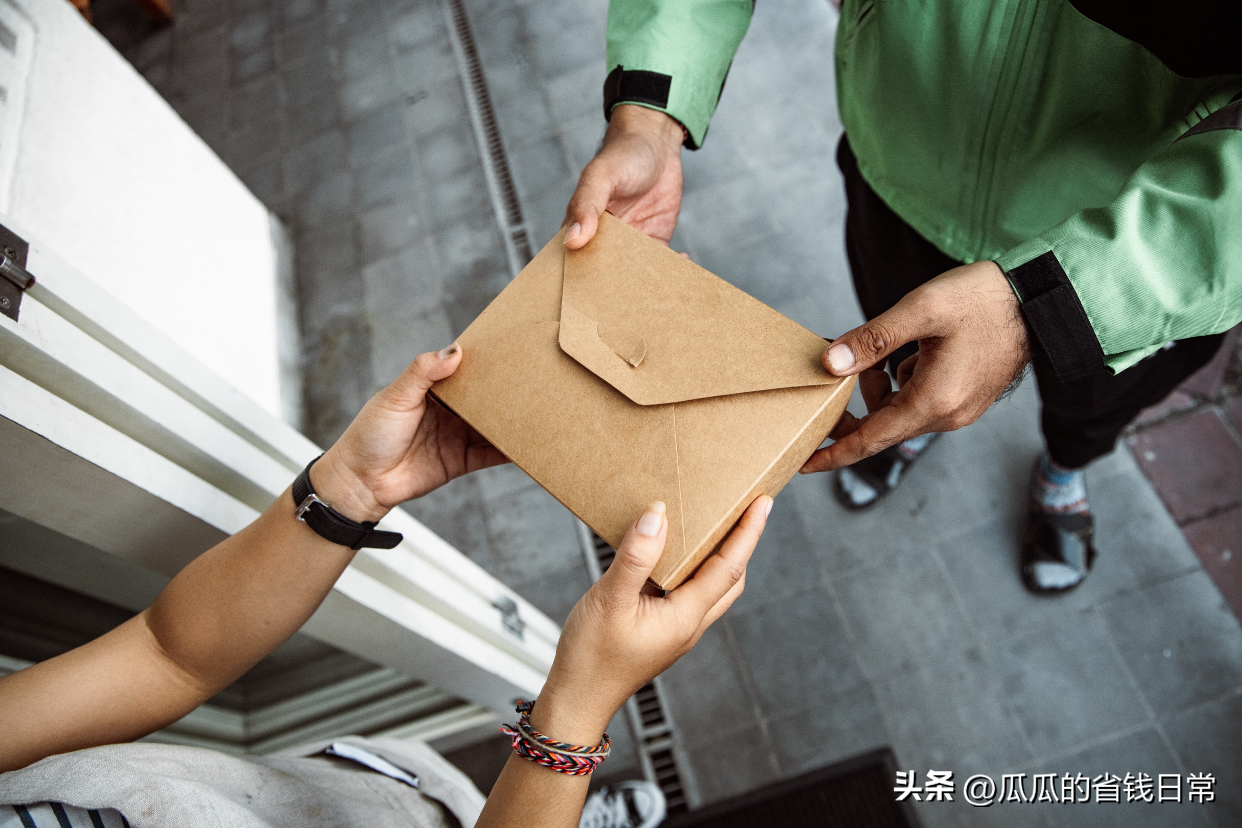 跨省寄快递哪家省钱 (省钱寄快递教程)