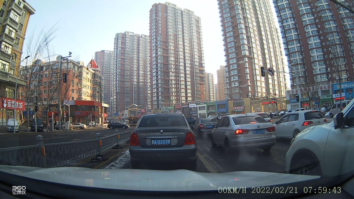 行车记录仪有必要换新款的吗,行车记录仪分辨率1920和2304的区别