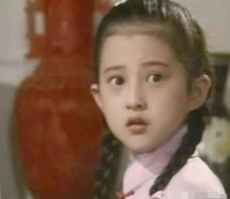 盘点10位童星今昔对比,10位长残的童星今昔对比合集