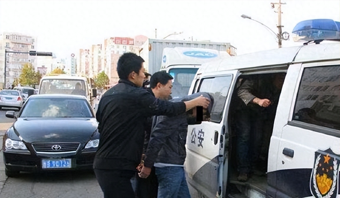 王立华临刑时视频,走进看守所为死刑犯送行