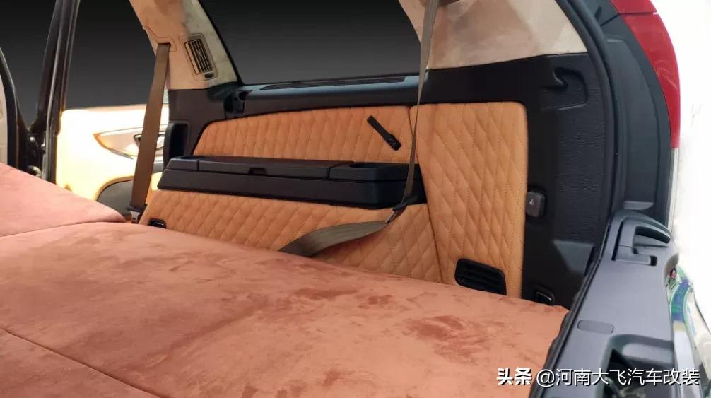 老款沃尔沃内饰布局,10年沃尔沃xc90改装案例