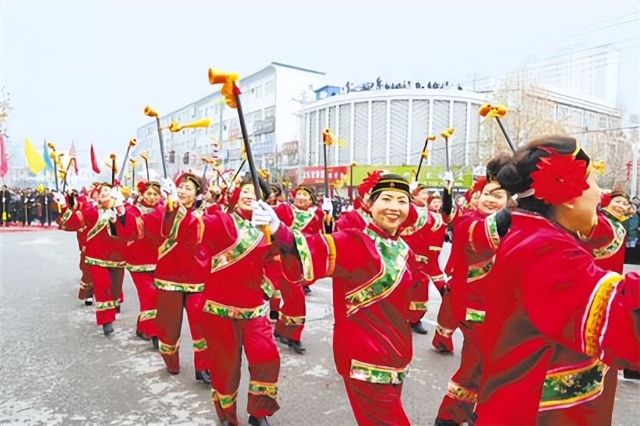 徒手秧歌大全视频,正月扭秧歌调子视频